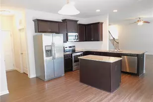 390 Spaulding St, Burlington, NC 27215 - Photo 9