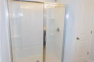 390 Spaulding St, Burlington, NC 27215 - Photo 17