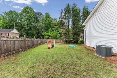 1900 Austin Place Lane, Winston-Salem, NC 27127 - Photo 33