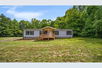 153 Mosley Loop, Madison, NC 27025 - Photo 3