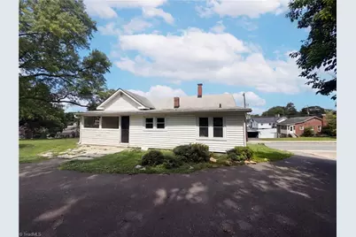 309 Worth Street, Mount Airy, NC 27030 - Photo 17