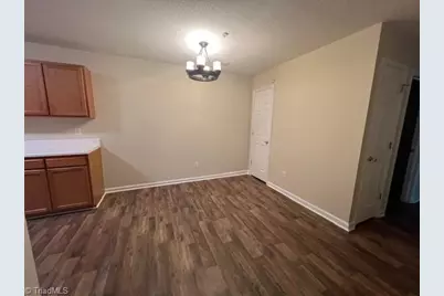 903 Hanahan Court #2B, Greensboro, NC 27409 - Photo 5