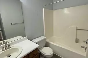 729 Shelby Dr, Greensboro, NC 27409 - Photo 13