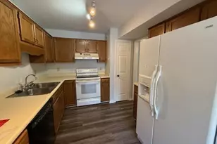 729 Shelby Dr, Greensboro, NC 27409 - Photo 7