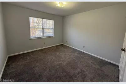729 Shelby Drive #B, Greensboro, NC 27409 - Photo 15