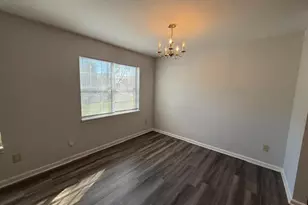 729 Shelby Dr, Greensboro, NC 27409 - Photo 5
