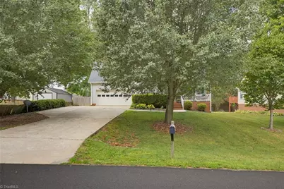 4050 Glenn Landing Drive, Winston-Salem, NC 27107 - Photo 37