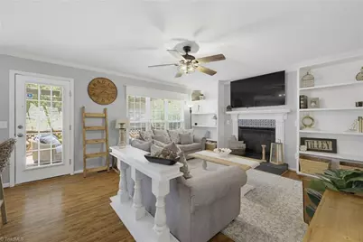 4050 Glenn Landing Drive, Winston-Salem, NC 27107 - Photo 9