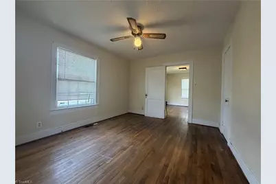 324 E McCulloch Street, Greensboro, NC 27406 - Photo 5