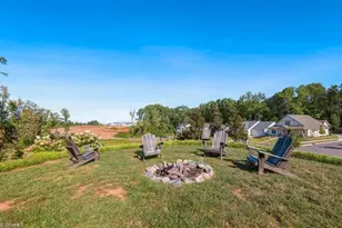 1641 Cross Vlg Ave, Kernersville, NC 27284 - Photo 27