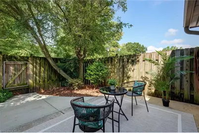 2627 Cottage Place, Greensboro, NC 27455 - Photo 17