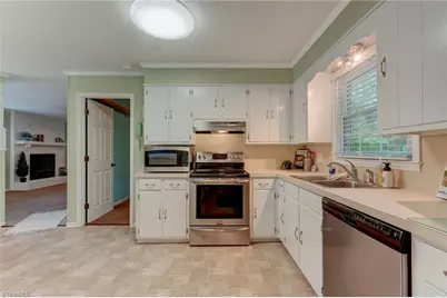 134 Meadow Brook Road, Reidsville, NC 27320 - Photo 15