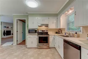 134 Meadow Brook Rd, Reidsville, NC 27320 - Photo 15