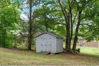 134 Meadow Brook Road, Reidsville, NC 27320 - Photo 29