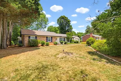 4811 Spilsby Lane, Winston-Salem, NC 27104 - Photo 3