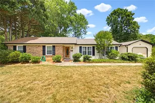 4811 Spilsby Ln, Winston-Salem, NC 27104 - Photo 1