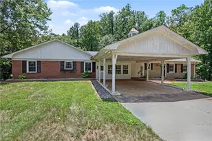 3063 Georgia Rd, Yadkinville, NC 27055 - Photo 3