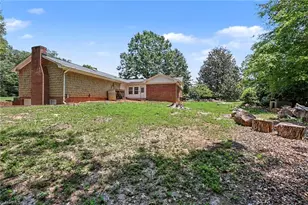 3063 Georgia Rd, Yadkinville, NC 27055 - Photo 31