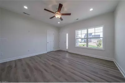 1318 Dandridge Drive, Kernersville, NC 27284 - Photo 5