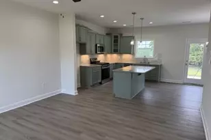 1318 Dandridge Dr, Kernersville, NC 27284 - Photo 3