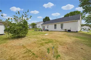 2459 Shadow Valley Rd, High Point, NC 27265 - Photo 27