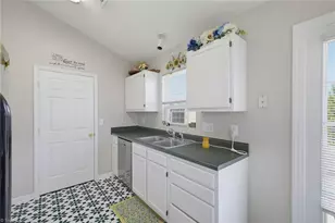 2459 Shadow Valley Rd, High Point, NC 27265 - Photo 11