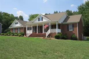 1464 Steve St, Kernersville, NC 27284 - Photo 1