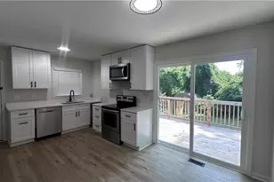 2909 Woodhill Ln, Greensboro, NC 27406 - Photo 15