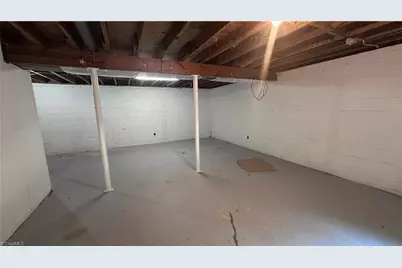 2909 Woodhill Lane, Greensboro, NC 27406 - Photo 21