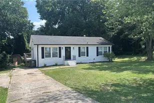 2909 Woodhill Ln, Greensboro, NC 27406 - Photo 5