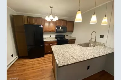 4295 Brownsboro Road #8, Winston-Salem, NC 27106 - Photo 13
