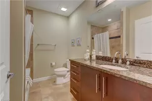201 Elm St, Greensboro, NC 27401 - Photo 25