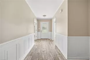 314 Canterbury Rd, High Point, NC 27262 - Photo 3