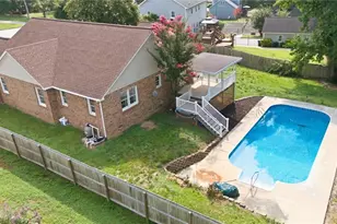 314 Canterbury Rd, High Point, NC 27262 - Photo 33