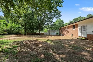 911 Harrison Crossroad Loop, Reidsville, NC 27230 - Photo 29