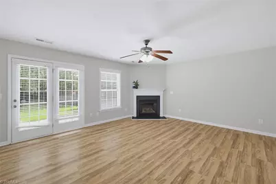 4712 Summerlyn Place Drive, Kernersville, NC 27284 - Photo 9