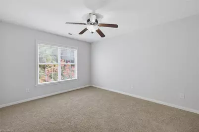 4712 Summerlyn Place Drive, Kernersville, NC 27284 - Photo 17