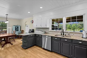 523 Round House Rd, Eden, NC 27288 - Photo 25