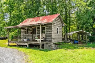 523 Round House Rd, Eden, NC 27288 - Photo 11
