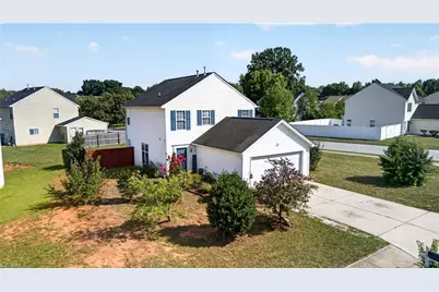 1033 Quinlan Drive, Greensboro, NC 27406 - Photo 7