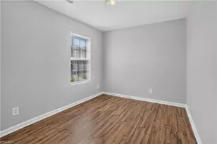 1033 Quinlan Dr, Greensboro, NC 27406 - Photo 29