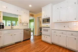 2310 Danbury Rd, Greensboro, NC 27408 - Photo 3