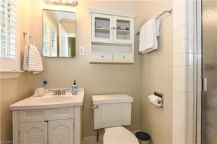 2310 Danbury Rd, Greensboro, NC 27408 - Photo 19