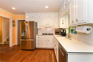 2310 Danbury Rd, Greensboro, NC 27408 - Photo 5