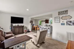 243 Blue Rose Ln, Lexington, NC 27295 - Photo 5