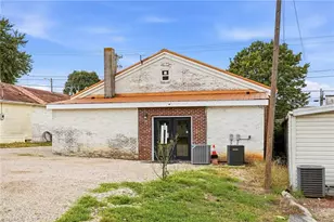 106 N Main St, Salisbury, NC 28144 - Photo 41