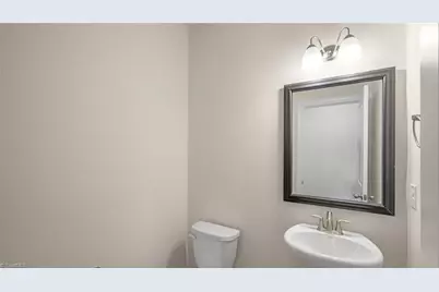 108 Harbor Hill Boulevard, Jamestown, NC 27282 - Photo 3
