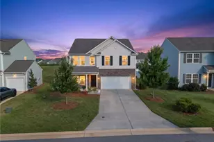3424 Vickrey Woods Pl, High Point, NC 27260 - Photo 3