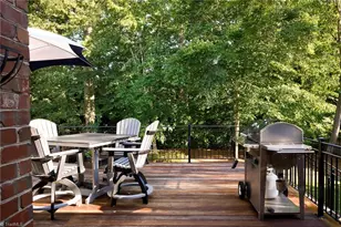 1860 Dunmore Ln, Clemmons, NC 27012 - Photo 9