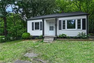 935 Highland Ave, Greensboro, NC 27403 - Photo 3